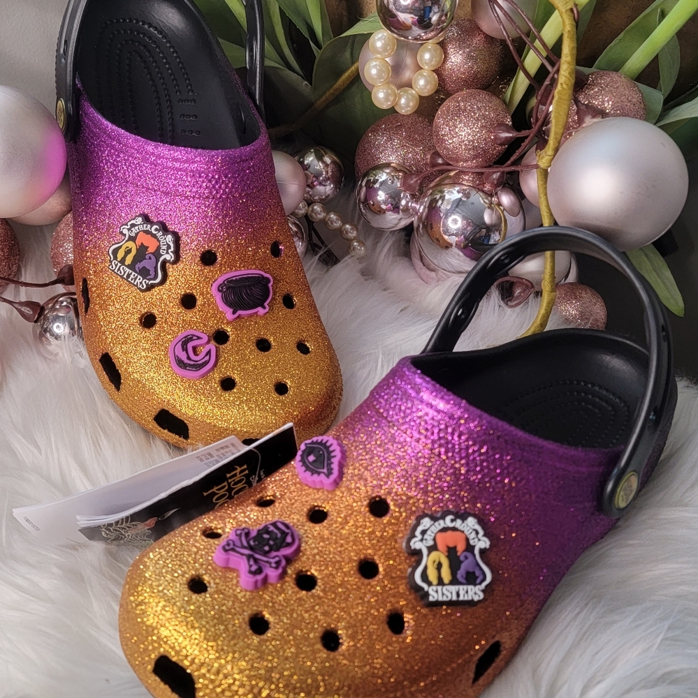Crocs Unisex-Adult Men's and Women's Classic Disney Hocus Pocus Clog